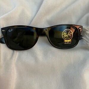 NWT RAY BAN wayfarer classic green classic G-15